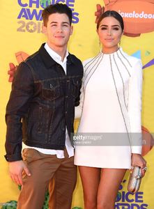 nick-jonas-and-olivia-culpo-arrives-at-the-nickelodeons-28th-annual-picture-id467988050.jpg
