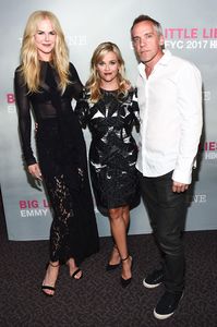 nicole-kidman-amp-reese-witherspoon-quotbig-little-liesquot-screening-in-la-july-25-40-pics.thumb.jpg.8c7ff77938ac4ad4fa0ea1723ae3616f.jpg