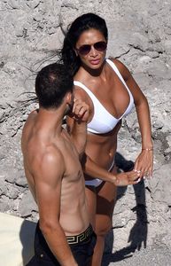 nicole-scherzinger-and-her-boyfriend-grigor-dimitrov-on-holiday-in-capri-07-13-2017-2.jpg