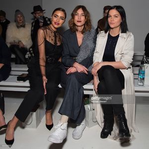 olivia-culpo-alexa-chung-and-leigh-lezark-attend-the-noon-by-noor-picture-id634464212.jpg