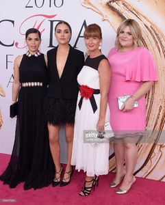 olivia-culpo-america-ferrera-deborah-lloyd-and-nicolette-mason-the-picture-id538517954.jpg