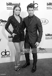 olivia-culpo-and-singer-nick-jonas-arrive-at-the-2015-billboard-music-picture-id474722476.jpg