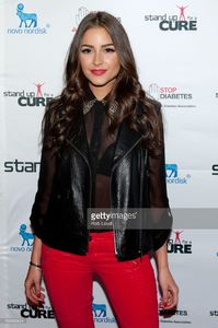 olivia-culpo-arrives-at-stand-up-for-a-cure-at-madison-square-garden-picture-id166892824.jpg