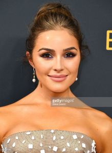 olivia-culpo-arrives-at-the-68th-annual-primetime-emmy-awards-at-on-picture-id609117380.jpg
