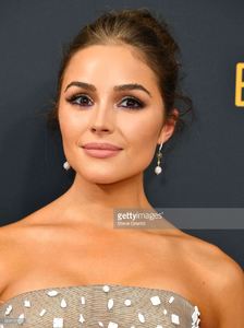 olivia-culpo-arrives-at-the-68th-annual-primetime-emmy-awards-at-on-picture-id609117712.jpg