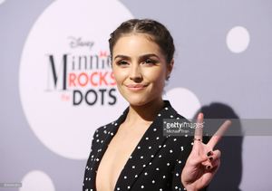 olivia-culpo-arrives-at-the-minnie-mouse-rocks-the-dots-retrospective-picture-id506369260.jpg