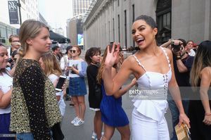 olivia-culpo-arrives-to-the-jonathan-simkhai-fashion-show-at-the-picture-id602230256.jpg
