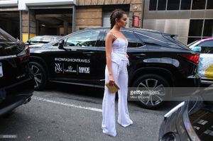 olivia-culpo-arrives-to-the-jonathan-simkhai-fashion-show-at-the-picture-id602230300.jpg