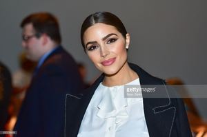 olivia-culpo-at-the-john-paul-ataker-show-featuring-freida-rothman-picture-id635358838.jpg