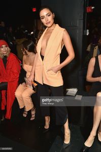 olivia-culpo-attends-cushnie-et-ochs-fashion-show-at-gallery-1-during-picture-id634597376.jpg