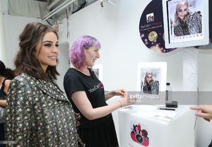 olivia-culpo-attends-day-two-of-beauty-bar-presented-by-cottonelle-on-picture-id601170796.jpg
