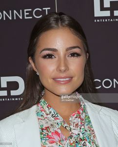 olivia-culpo-attends-disconnect-new-york-special-screening-at-sva-on-picture-id166102575.jpg