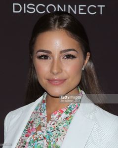 olivia-culpo-attends-disconnect-new-york-special-screening-at-sva-on-picture-id166126266.jpg