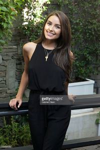 olivia-culpo-attends-nick-jonas-rehearses-in-los-angeles-for-his-new-picture-id454001658.jpg