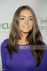 olivia-culpo-attends-nyclass-a-night-of-new-york-class-at-the-edison-picture-id154636769.jpg