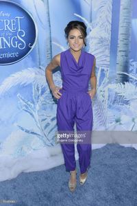 olivia-culpo-attends-secret-of-wings-new-york-premiere-at-amc-loews-picture-id154454960.jpg