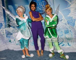 olivia-culpo-attends-secret-of-wings-premiere-at-amc-loews-lincoln-picture-id154459063.jpg