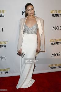 olivia-culpo-attends-the-2nd-annual-moet-moment-film-festival-at-on-picture-id631005440.jpg