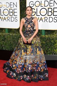 olivia-culpo-attends-the-74th-annual-golden-globe-awards-at-the-on-picture-id631237188.jpg