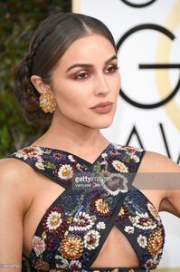 olivia-culpo-attends-the-74th-annual-golden-globe-awards-at-the-on-picture-id631237734.jpg