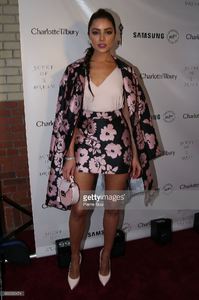 olivia-culpo-attends-the-charlotte-tilbury-party-at-the-samsung-space-picture-id602265474.jpg