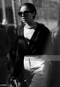 olivia-culpo-attends-the-dkny-show-during-new-york-fashion-week-2016-picture-id488654888.jpg