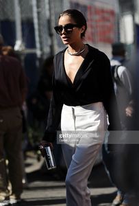 olivia-culpo-attends-the-dkny-show-during-new-york-fashion-week-2016-picture-id488654912.jpg