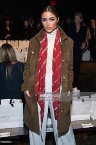 olivia-culpo-attends-the-maiyet-fashion-show-during-fall-2016-new-picture-id510505940.jpg