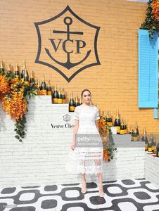 olivia-culpo-attends-veuve-clicquot-hosts-secondannual-clicquot-in-picture-id511440882.jpg