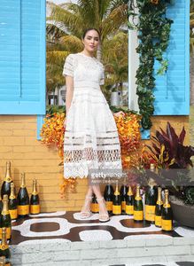 olivia-culpo-attends-veuve-clicquot-hosts-secondannual-clicquot-in-picture-id511441156.jpg