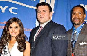 olivia-culpo-chris-snee-and-michael-boley-attend-the-16th-annual-mda-picture-id159140920.jpg