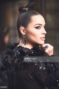 olivia-culpo-dresses-before-attending-the-manus-x-machina-fashion-in-picture-id527393992.jpg