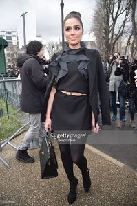 olivia-culpo-is-seen-arriving-at-giambattista-valli-fashion-show-picture-id514141544.jpg