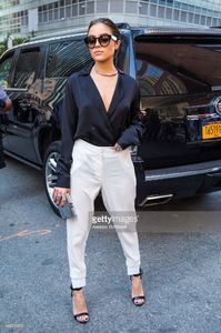 olivia-culpo-is-seen-downtown-on-september-16-2015-in-new-york-city-picture-id488700352.jpg