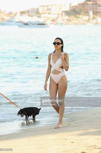 olivia-culpo-is-seen-during-the-me-cabo-resort-grand-reopening-party-picture-id538377090.jpg