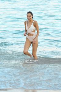 olivia-culpo-is-seen-during-the-me-cabo-resort-grand-reopening-party-picture-id538377096.jpg