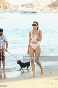 olivia-culpo-is-seen-during-the-me-cabo-resort-grand-reopening-party-picture-id538377112.jpg