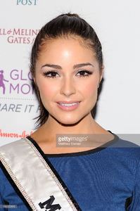 olivia-culpo-miss-universe-2012-attends-the-global-mom-relay-public-picture-id166322895.jpg