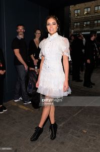 olivia-culpo-poses-during-new-york-fashion-week-the-shows-at-skylight-picture-id605720064.jpg