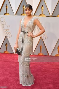 olivia-culpo-unveils-a-oneofakind-marchesa-for-stella-artois-gown-picture-id645669396.jpg