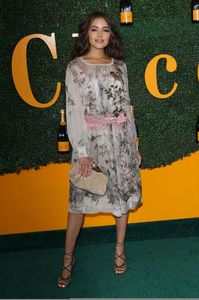 olivia-culpo-veuve-clicquot-polo-classic-in-los-angeles-10-15-2016-5.jpg
