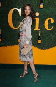 olivia-culpo-veuve-clicquot-polo-classic-in-los-angeles-10-15-2016-6.jpg