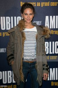 ophelie-meunier-attends-the-amis-publics-premiere-at-cinema-ugc-on-picture-id507925736.jpg