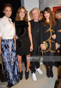 ophelie-meunier-dolores-doll-bill-gaytten-and-vanessa-guide-attend-picture-id491373260.jpg
