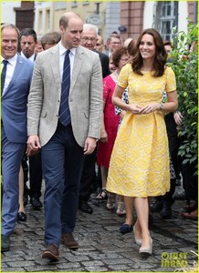 prince-william-defeats-kate-middleton-in-german-rowing-race-07.jpg