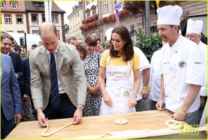 prince-william-defeats-kate-middleton-in-german-rowing-race-09.jpg