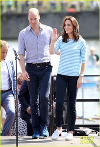 prince-william-defeats-kate-middleton-in-german-rowing-race-19.jpg