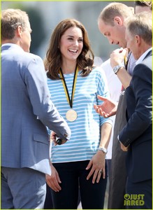 prince-william-defeats-kate-middleton-in-german-rowing-race-21.jpg