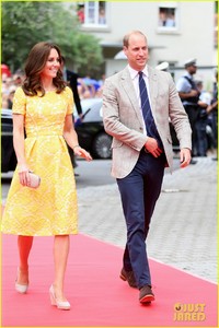 prince-william-defeats-kate-middleton-in-german-rowing-race-25.jpg