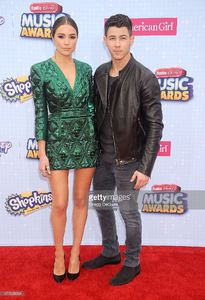 singer-nick-jonas-and-olivia-culpo-arrive-at-the-2015-radio-disney-picture-id471208204.jpg